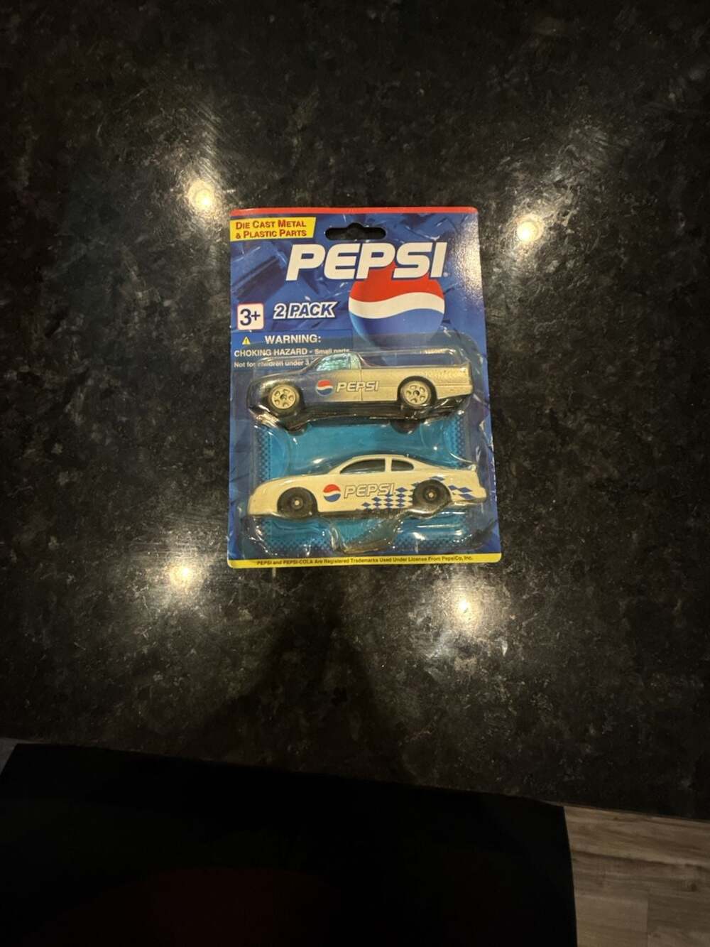 Golden Wheel Pepsi 2 Pack Die Cast Metal & Plastic Car and Truck Set #13228